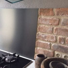 Plaat zwart