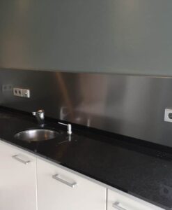 RVS Achterwand gezet op maat