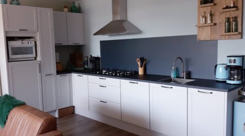 Plaat keuken op maat In kleur rvsachterwand.nl